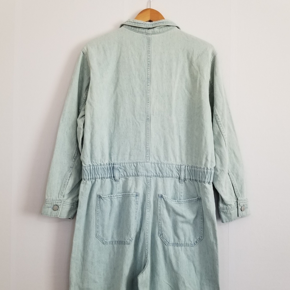 NWT Universal Thread Light Wash Baggy Jumpsuit Size 14 - Picture 6 of 9